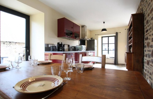 Saint-Pair-sur-Mer Apartment | Comfortable Duplex near Granville with Private Terrace and Parking