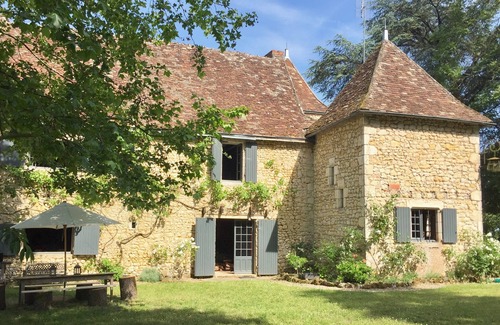 Pouligny-Saint-Pierre House | Comfortable French Manor + a great treehouse in a protected natural area.