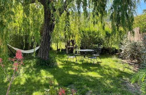 Saint-Privat House | Comfortable gîte in a quiet, green setting. With swimming pool