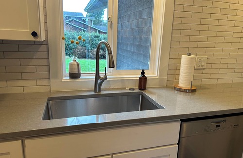 Gearhart House | Comfortable Gearhart Retreat - Family Friendly, Super location, Newly remodeled