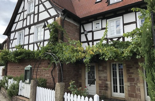 Gleiszellen-Gleishorbach House | Comfortable half-timbered house in a grown wine-growing town. 6