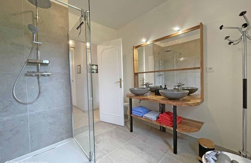 Longny-au-Perche Cottage | Comfortable house in Le Perche with garden and pets allowed