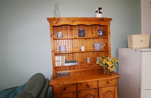 Pembroke Ski Chalet | Comfortable Holiday Home Close to the Beach