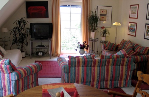 Nieheim Apartment | Comfortable holiday apartment in an idyllic location at the edge of the forest