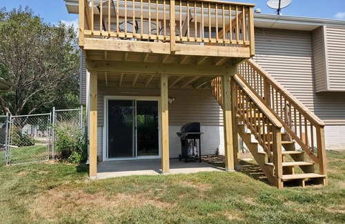 Lincoln House | Comfortable home in SW Lincoln. Close to downtown! Self Check In, sleeps 8