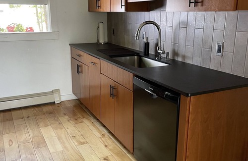 Damariscotta House | Comfortable Home on Damariscotta River Close to Everything