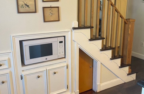 Grovetown House | Comfortable home on quiet 1 acre property. 8 miles from Augusta National.