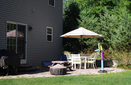 Port Matilda House | Comfortable home that caters to all types of groups