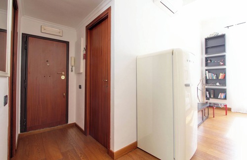 Trastevere Apartment | Comfortable House with Terrace in Rome Trastevere - CIN IT058091C22JY6LV6J