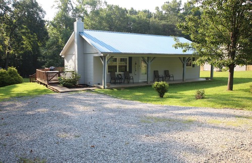 Monticello House | Comfortable lake living, pool access, 3 miles to marina