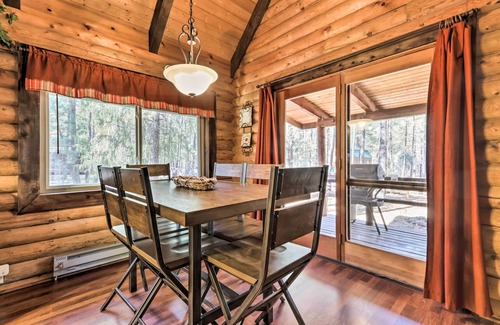 Pinetop-Lakeside Cottage | Comfortable Lakeside Log Cabin - Hike, Swim & Ski!