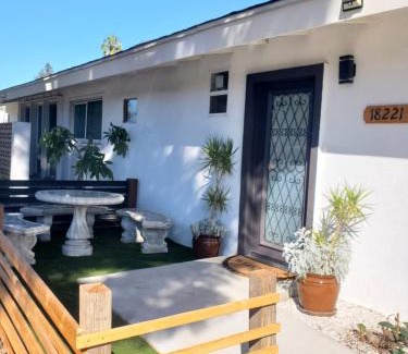 Northridge House | Comfortable Luxury Studio