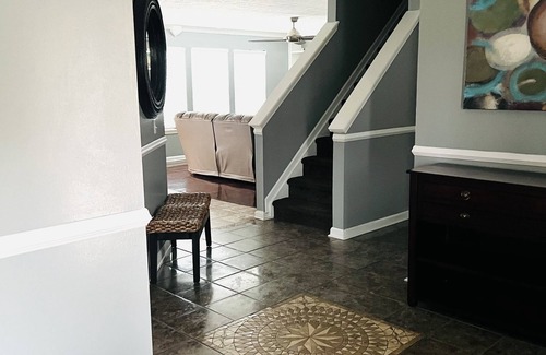 Indianapolis House | Comfortable Midtown Retreat near Meridian Kessler Area