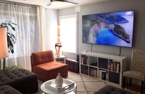 Brentwood House | Comfortable, Private Yard, in the heart of Austin