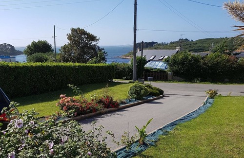Saint-Pabu House | Comfortable rental Saint Pabu Brittany 100 m from the beach