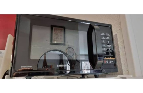 Etauliers Apartment | Comfortable self-catering 2-bedroom apartment rated 3 stars.