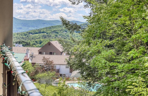 Warren Condo | Comfortable ski-in/out condo with pool, balcony, high-speed WiFi & hiking nearby