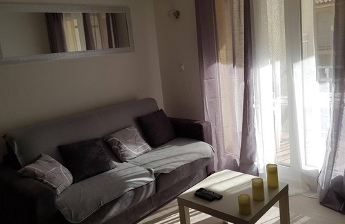 Digne-les-Bains Apartment | Comfortable spa pool apartment ... tennis