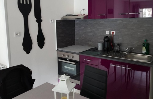 Digne-les-Bains Apartment | Comfortable spa pool apartment ... tennis