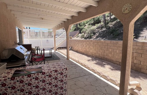 Lancaster House | Comfortable & spacious room in a family home. New furniture. Safe neighborhood!