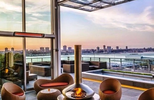 Hell's Kitchen Hotel | Comfortable Stay! Parking, Pets Allowed Close to Neil Simon Theatre!