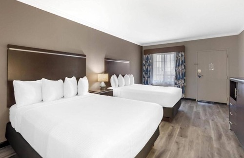 North Redondo Hotel | Comfortable Stay Near Top California Attractions – Ideal for Family Adventures!
