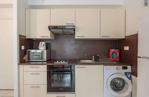 Cambo-les-Bains Apartment | Comfortable studio with garden and parking in Cambo-les-Bains