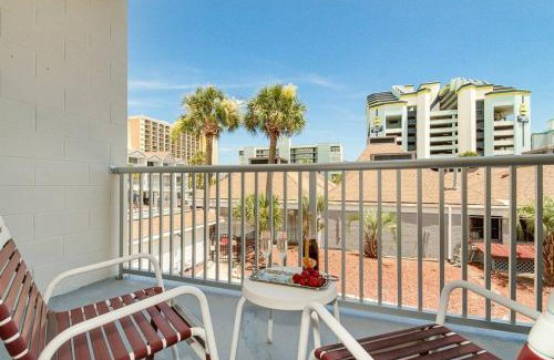 Myrtle Beach Apartment | Comfortable Studio Suite with Full Kitchen! SJI 212