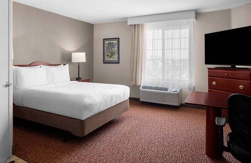 Milpitas Hotel | Comfortable Suite w/breakfast Near Major Silicon Valley Attractions