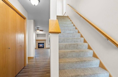 Wickham House | Comfortable townhome in GREAT location!