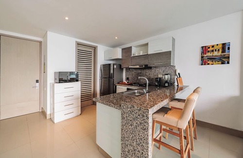 El Laguito Apartment | Comfortable Unit with Fabulous View in Palmetto Beach