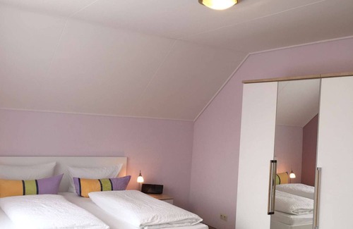 Borkum Apartment | Comfortable vacation apartment with garden and terrace