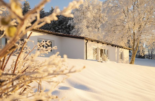 Steinberg House | Comfortable vacation home - super south-facing location & view, quiet, nature