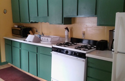 Franklin County Cottage | Comfortable year round cottage minutes to Sugarloaf and Appalachian trail