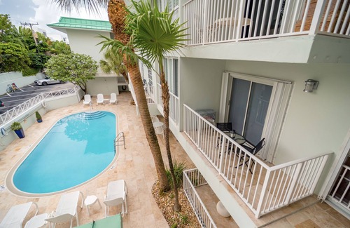 Key Biscayne Apartment | Comfy 1b getaway w/BEACH ACCESS & full amenities