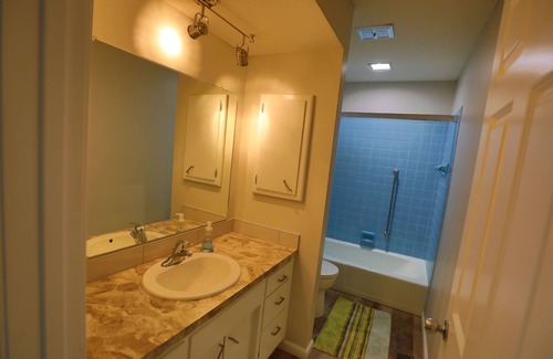 Lincoln House | Comfy 2-story home in a quiet, safe neighborhood, perfect for families.