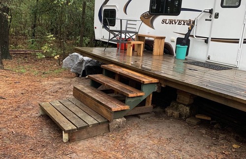 Hawkins House | Comfy 2010 Surveyor RV, 2 bedrooms in Holiday Village in Quitman