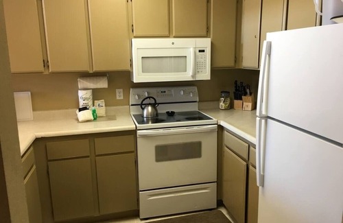 Mammoth Lakes Condo | ❤Comfy 2BD/2BA Condo❤WALK TO LIFTS👉Near Canyon Lodge❄Slps 6🐶Pets OK
