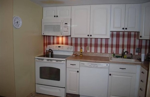 Snowshoe Condo | Comfy 2Bed/2Bath Walk-out to slopes with Night Skiing @ Silver Creek Snowshoe