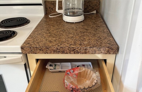 St. Robert House | Comfy 2BR: 5 Min to Fort Leonard Wood