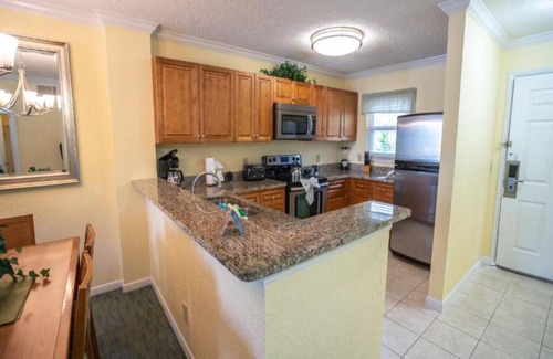 Florida Central Atlantic Coast Hotel | Comfy 2BR Suite, Free Shuttle, Parking, 4 Pools, Mini Golf