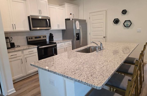 Bessemer House | Comfy 3BR/2BA Home near BMH