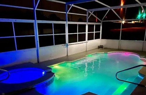 Clermont House | Comfy 4BR Near Disney Hottub/Pool