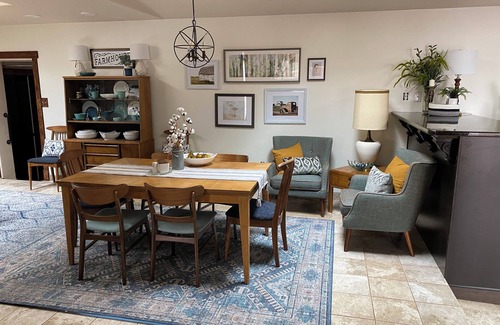 Concho House | Comfy 5-bedroom farmhouse with AC and WiFi in historic Concho