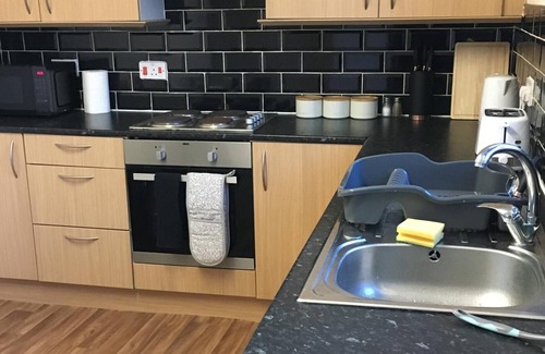 Haydock House | Comfy and Cosy 2BD House in Haydock St Helens