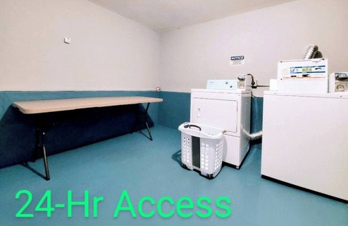 New Britain Apartment | Comfy and Equipped for Families - Webster Hill Suite1E