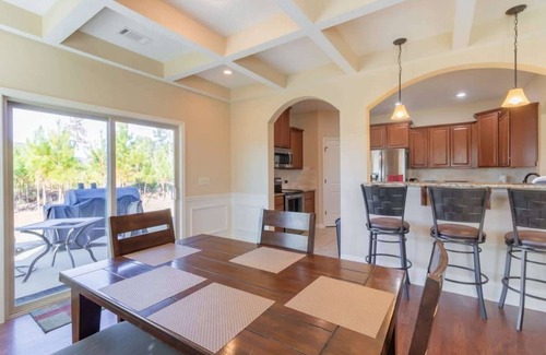Fortson House | Comfy and Modern! - Wistful on Wisteria Lane
