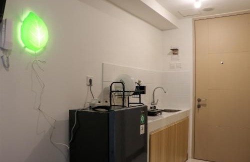 Java Apartment | Comfy and Simply Studio Tokyo Riverside PIK 2 Apartment By Travelio
