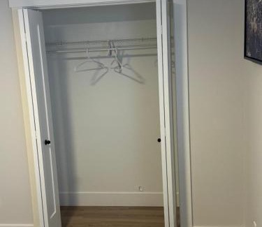 Moncton House | Comfy Apartment