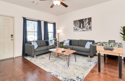 Garden Oaks House | Comfy beautiful home, minutes from heights/downtown